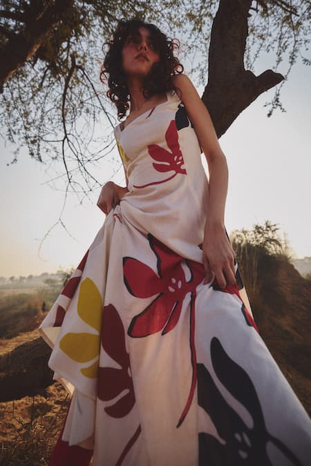 Buy_Kharakapas_White Voile Scoop Neck Floral Burst Paneled Midi Dress _Online_at_Aza_Fashions