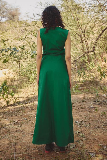 Shop_Kharakapas_Green Poplin Khara Kapas Woodland Jumpsuit _at_Aza_Fashions