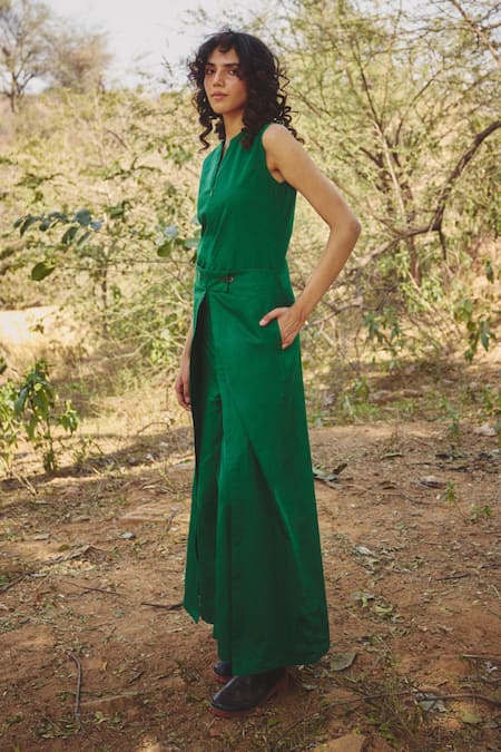 Buy_Kharakapas_Green Poplin Khara Kapas Woodland Jumpsuit _Online_at_Aza_Fashions