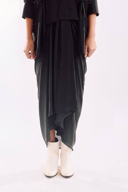 Buy Notsosure Black Georgette, Satin V-neck Side Tie Coord Set Online at Aza Fashions Buy_Notsosure_Black Georgette, Satin V-neck Side Tie Coord Set _Online_at_Aza_Fashions