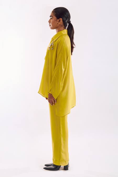 Notsosure_Green Georgette, Satin Tassels Collared Detail Pant Set _Online_at_Aza_Fashions