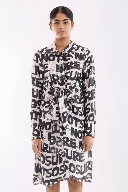 Buy Notsosure Black Cotton Collared Bold Digital Print Tie Dress Online at Aza Fashions Buy_Notsosure_Black Cotton Collared Bold Digital Print Tie Dress _Online_at_Aza_Fashions