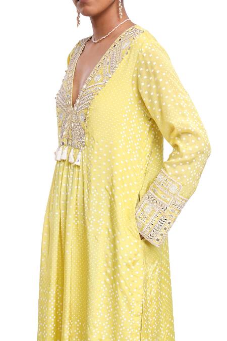 Surbhi Gupta_Green , Organza Pearls, Tassels V-neck Lime Cuff Kurta Set _Online_at_Aza_Fashions