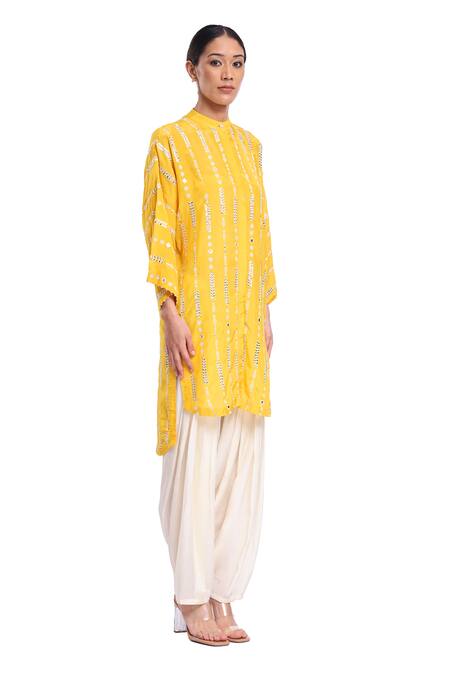 Buy_Surbhi Gupta_Yellow Silk Pearls, Mirrors Collared Resham Embroidered Kurta Set _Online_at_Aza_Fashions