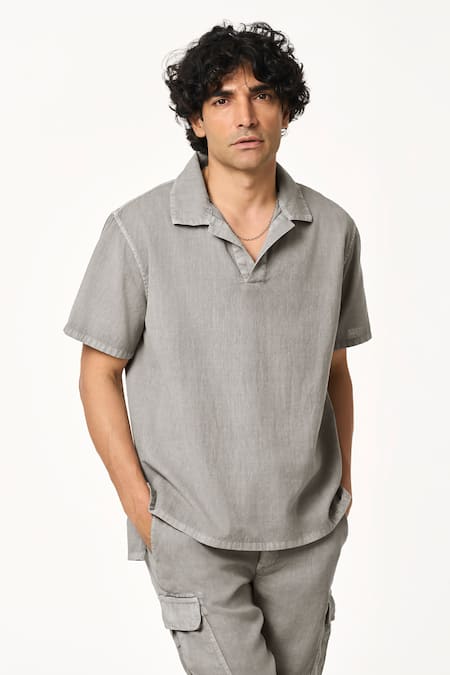 Terra Luna_Charcoal Cotton Grey Handloom Polo T-shirt _Online_at_Aza_Fashions