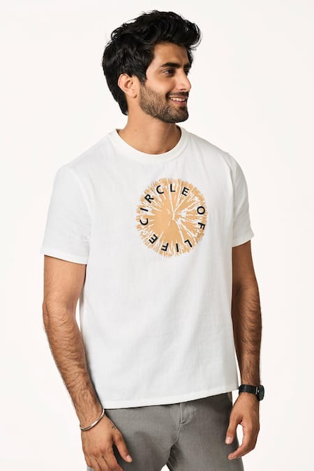 Terra Luna_White Cotton Circle Of Life T-shirt _Online_at_Aza_Fashions