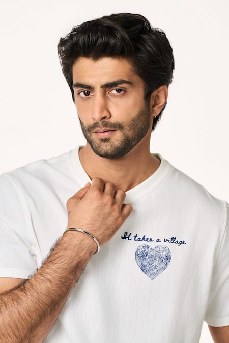 Terra Luna_White Cotton Pico Logo Handloom T-shirt _Online_at_Aza_Fashions