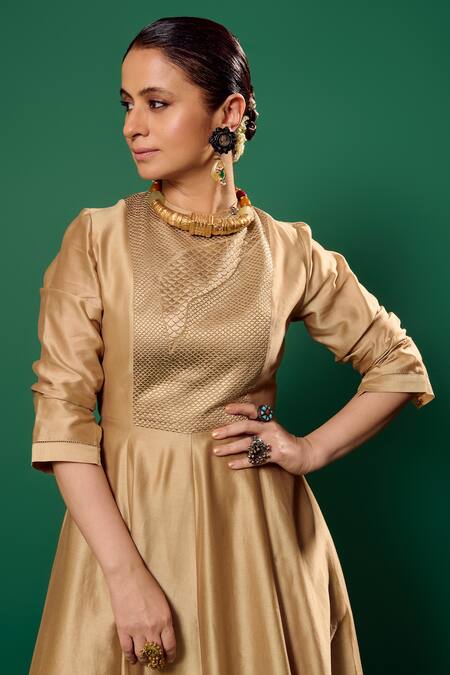 Buy Ampm Beige Chanderi Round Neck Quilted Embroidered Midi Dress Buy_Ampm_Beige Chanderi Round Neck Quilted Embroidered Midi Dress