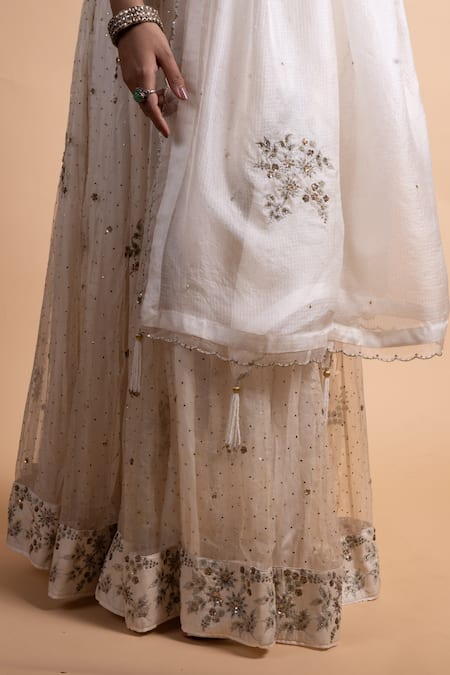 Shop_Rhua_White Organza, Chanderi Mirrors, Embroidery Round Neck Mukaish Lehenga Set _Online_at_Aza_Fashions