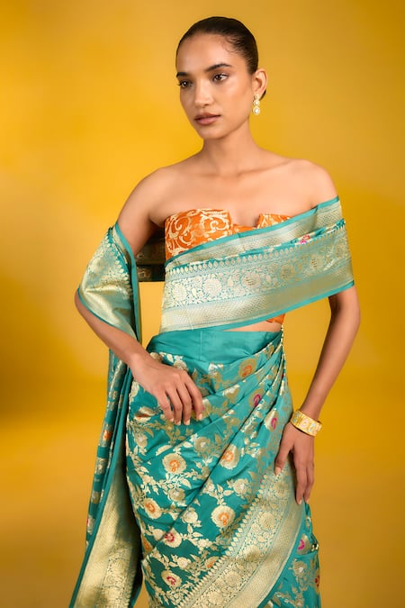 Shop Ekaya Banaras Green Silk Embroidery Off-shoulder Handwoven Kadhwa Meenakari Saree at Aza Fashions Shop_Ekaya Banaras_Green Silk Embroidery Off-shoulder Handwoven Kadhwa Meenakari Saree _at_Aza_Fashions