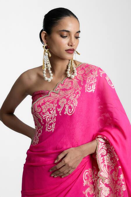 Ekaya Banaras Red Chiffon Embroidery Handwoven Kadwa Saree Online at Aza Fashions Ekaya Banaras_Red Chiffon Embroidery Handwoven Kadwa Saree _Online_at_Aza_Fashions