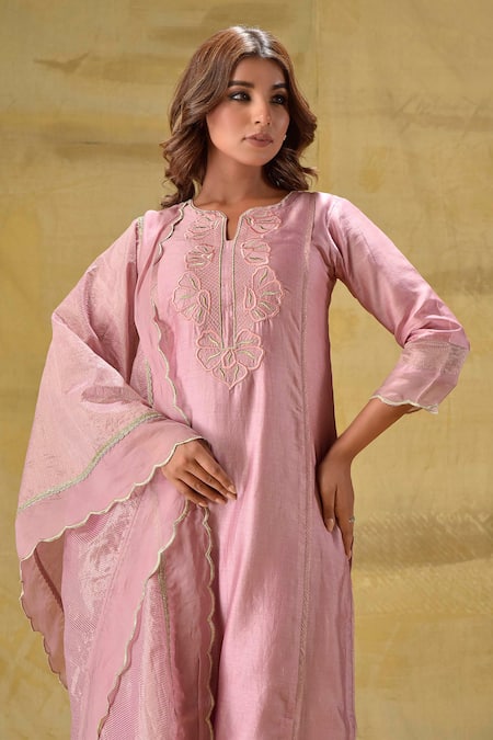 Buy_Gulabik Jaipur_Peach Chanderi, Cotton Embroidery Split V-neck Dusty Kurta Set _Online_at_Aza_Fashions