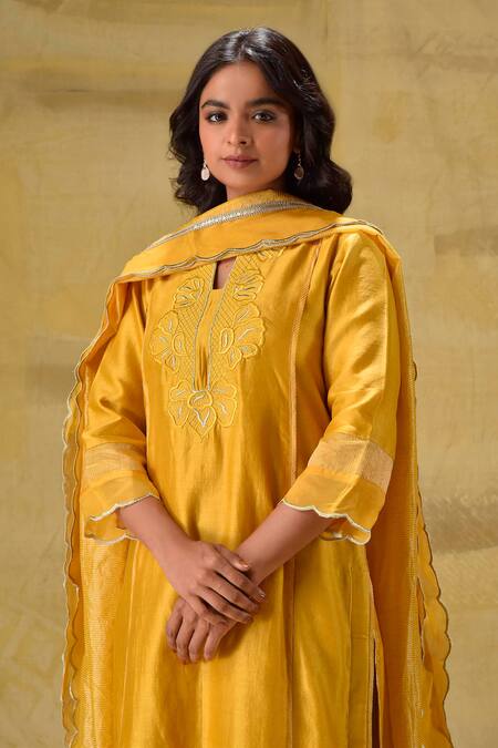 Gulabik Jaipur_Yellow Chanderi Embroidery Split V-neck Kurta Set _at_Aza_Fashions