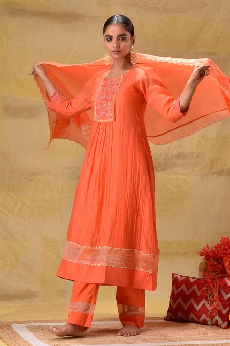 Buy_Gulabik Jaipur_Orange Chanderi Embroidery, Zari Round Neck Burnt Kurta Set 
