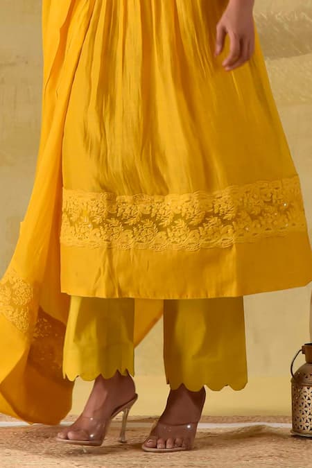 Gulabik Jaipur_Gold Chanderi Embroidery Round , Keyhole Kurta Set _Online_at_Aza_Fashions