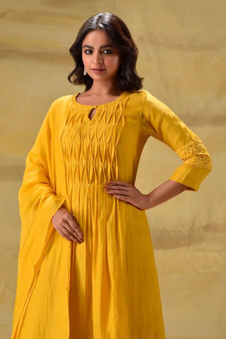 Buy_Gulabik Jaipur_Gold Chanderi Embroidery Round , Keyhole Kurta Set _Online_at_Aza_Fashions