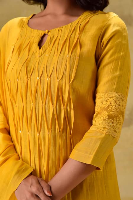 Buy_Gulabik Jaipur_Gold Chanderi Embroidery Round , Keyhole Kurta Set 