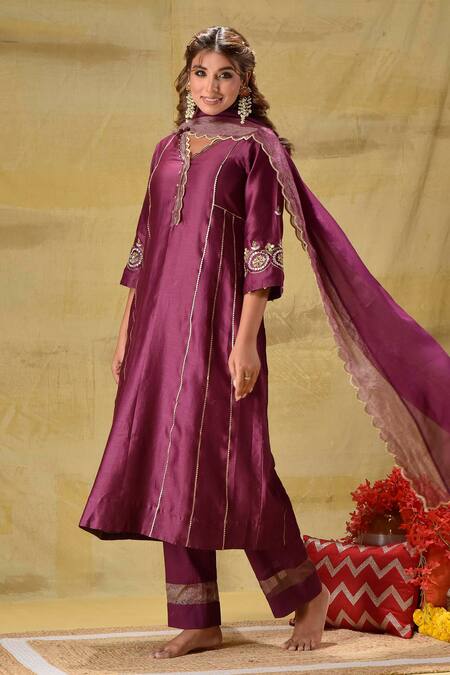 Shop_Gulabik Jaipur_Purple Chanderi Embroidery Split V-neck Handloom Kurta Set _Online_at_Aza_Fashions