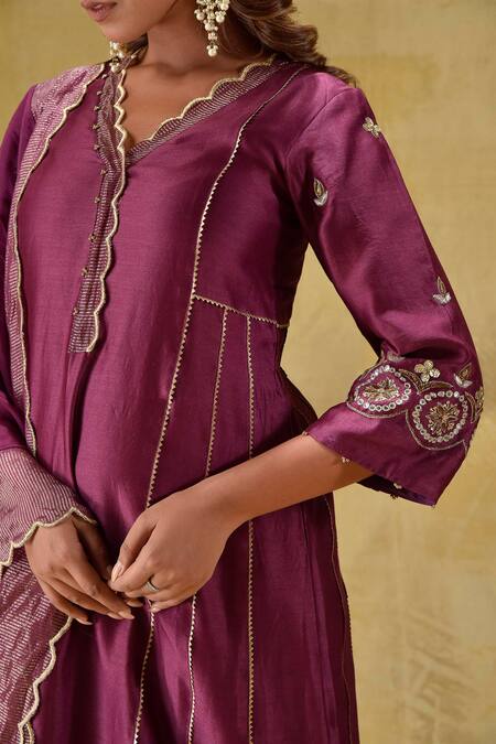 Buy_Gulabik Jaipur_Purple Chanderi Embroidery Split V-neck Handloom Kurta Set 