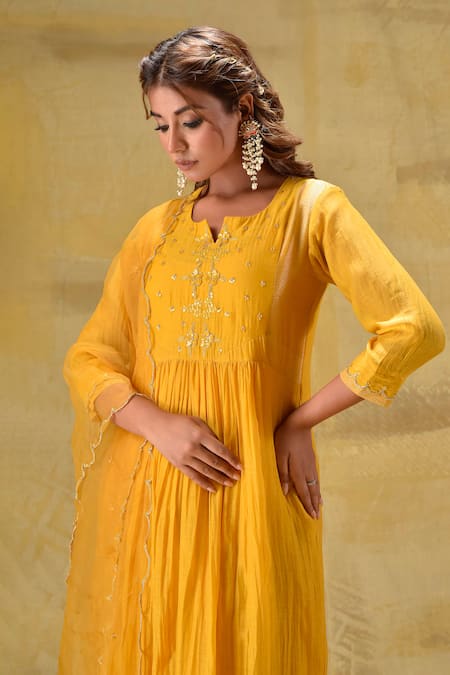 Buy_Gulabik Jaipur_Gold Chanderi, Cotton, Organza Embroidery Round Neck Deep Sequence Kurta Set 