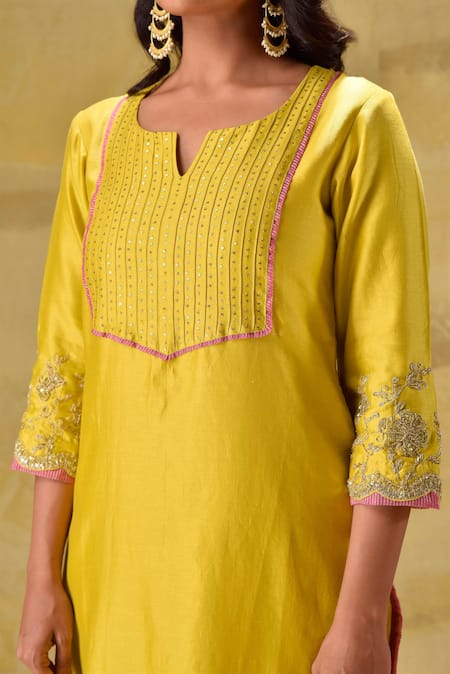Buy_Gulabik Jaipur_Yellow Chanderi Embroidery V-neck Handloom Kurta Set 