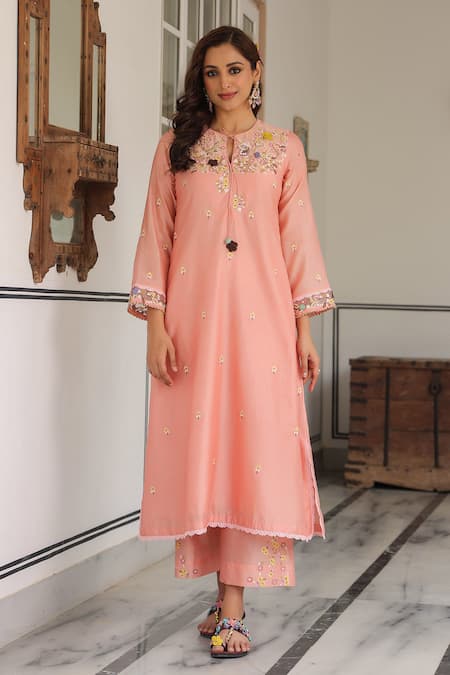 Shop_Label Niti Bothra_Peach Cotton Embroidery Keyhole Neck Kurta Set _Online_at_Aza_Fashions