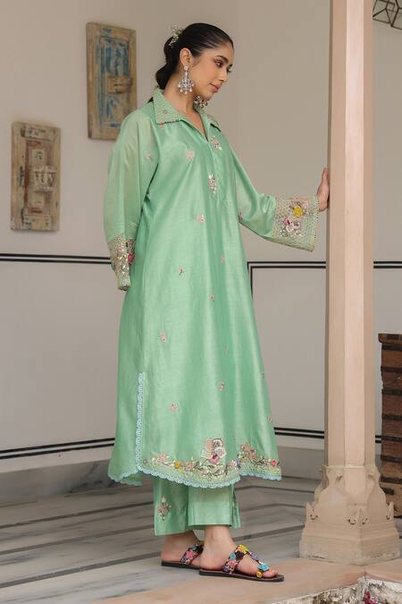 Buy_Label Niti Bothra_Green Silk, Chanderi Beads, Fabric Flowers Floral Embroidered Kurta Set_Online_at_Aza_Fashions