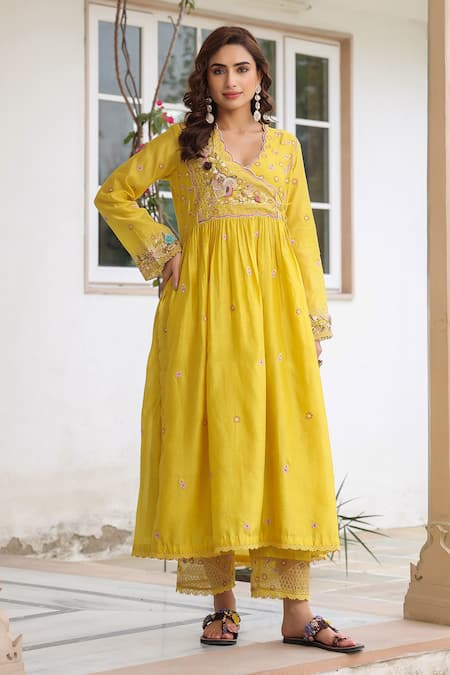 Shop_Label Niti Bothra_Yellow Chanderi Silk Embroidery, Sequins, Lace V-neck Anarkali With Pant _Online_at_Aza_Fashions