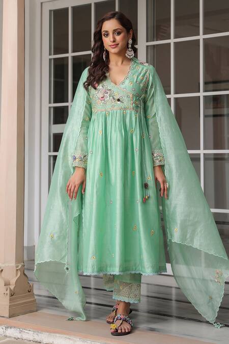 Shop_Label Niti Bothra_Green Silk, Chanderi Beads V-neck Floral Thread Embroidered Anarkali Set _Online_at_Aza_Fashions