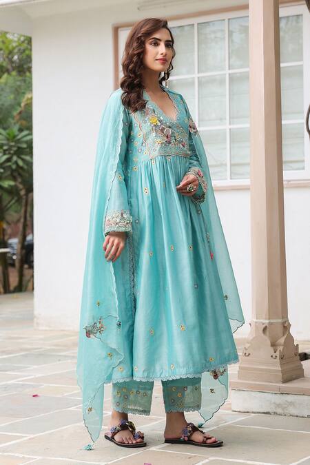 Label Niti Bothra_Blue Cotton Embroidery V-neck Floral Anarkali Kurta Set _Online_at_Aza_Fashions