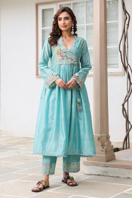 Buy_Label Niti Bothra_Blue Cotton Embroidery V-neck Floral Anarkali Kurta Set 