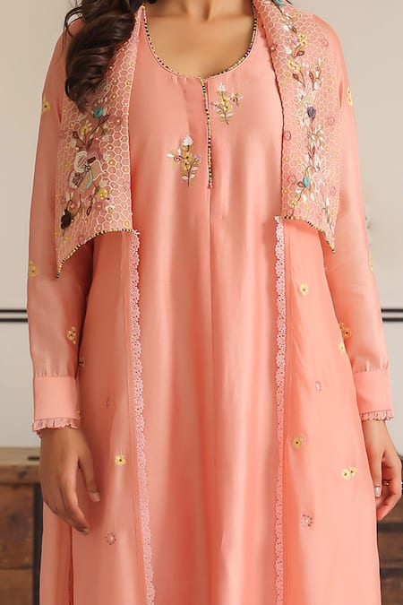 Label Niti Bothra Peach Cotton Embroidery Round Neck Floral Kurta Set at Aza Fashions Label Niti Bothra_Peach Cotton Embroidery Round Neck Floral Kurta Set _at_Aza_Fashions