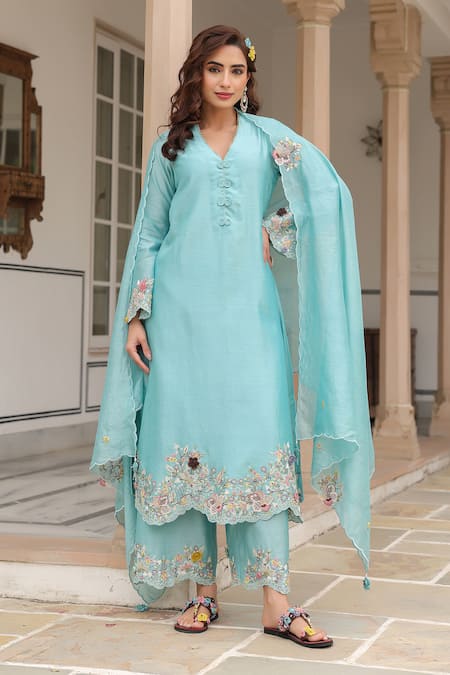 Label Niti Bothra_Blue Silk, Chanderi Beads, Fabric Flowers, Embroidery V-neck Floral Kurta Set _at_Aza_Fashions