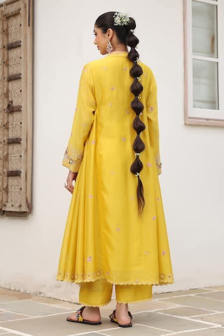 Shop_Label Niti Bothra_Yellow Cotton Embroidery V-neck Floral Anarkali Set _at_Aza_Fashions