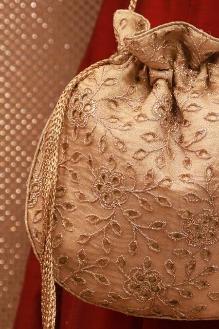 Shop_Amyra_Gold Embroidery Cutwork Potli Bag 