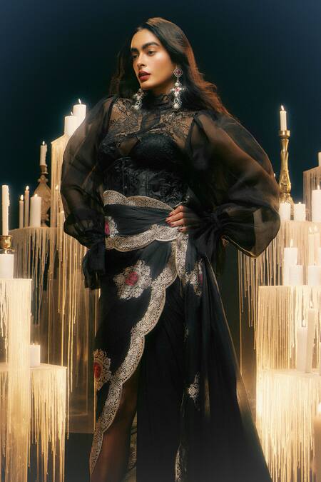 Ekaya Banaras_Black Silk Embroidery Kadhwa Banarasi Saree_Online_at_Aza_Fashions