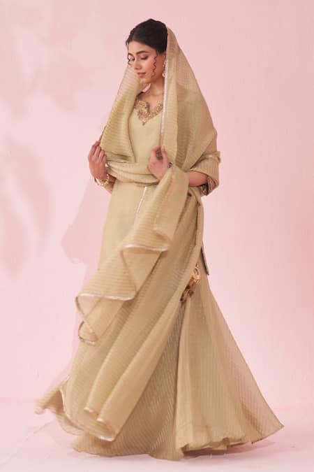 Shop Studio Bagechaa Green Chanderi, Organza Embroidery Round Neck Gehna Sharara Set Online at Aza Fashions Shop_Studio Bagechaa_Green Chanderi, Organza Embroidery Round Neck Gehna Sharara Set _Online_at_Aza_Fashions