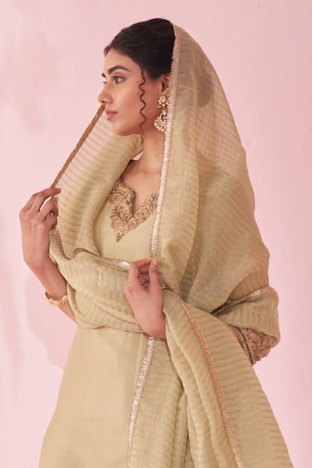 Buy Studio Bagechaa Green Chanderi, Organza Embroidery Round Neck Gehna Sharara Set Buy_Studio Bagechaa_Green Chanderi, Organza Embroidery Round Neck Gehna Sharara Set