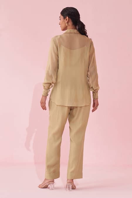 Shop Studio Bagechaa Peach Organza Embroidery Collared Gulmina Green Shirt Pant Set at Aza Fashions Shop_Studio Bagechaa_Peach Organza Embroidery Collared Gulmina Green Shirt Pant Set _at_Aza_Fashions