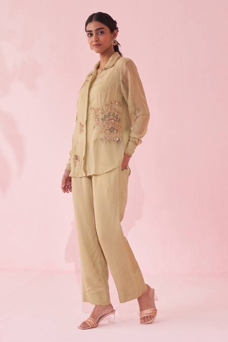 Studio Bagechaa Peach Organza Embroidery Collared Gulmina Green Shirt Pant Set Online at Aza Fashions Studio Bagechaa_Peach Organza Embroidery Collared Gulmina Green Shirt Pant Set _Online_at_Aza_Fashions