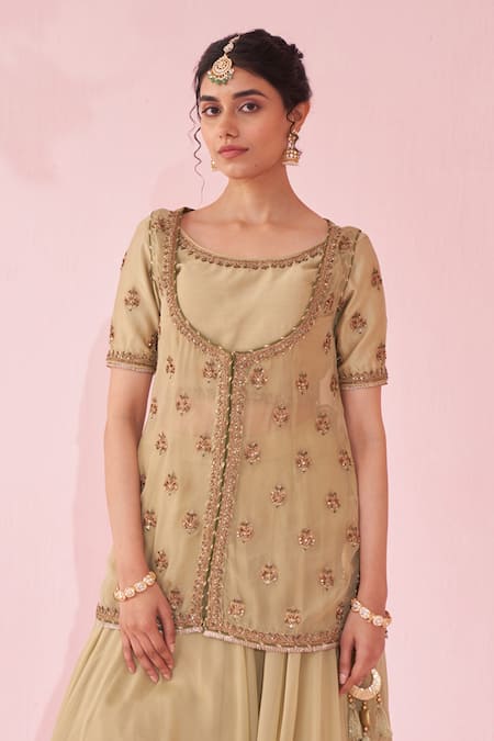 Buy_Studio Bagechaa_Green Organza, Chanderi Embroidery Round Neck Gulmohar Lehenga Set 