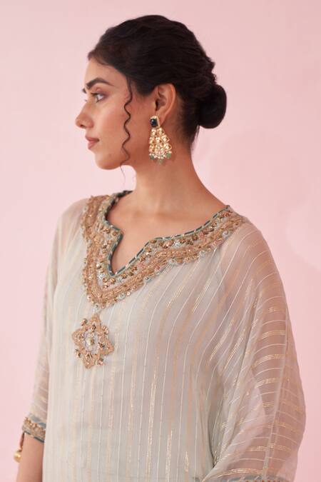 Buy_Studio Bagechaa_Pink Organza, Cotton Embroidery Round Neck Gulzaar Kaftan Set 