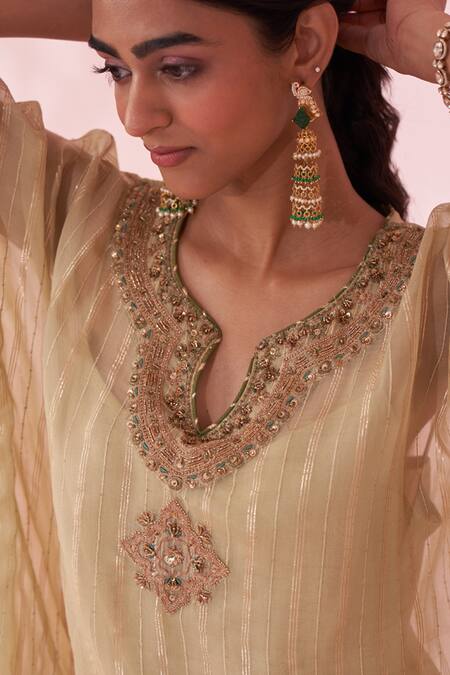 Shop_Studio Bagechaa_Green Organza Embroidery Round Neck Gulzaar Kaftan Set 