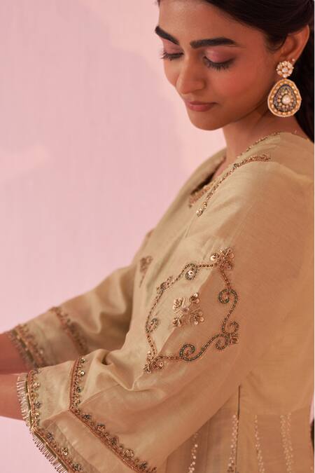 Buy_Studio Bagechaa_Green Chanderi, Organza Embroidery, Sequins Round Neck Gaura Anarkali Set 