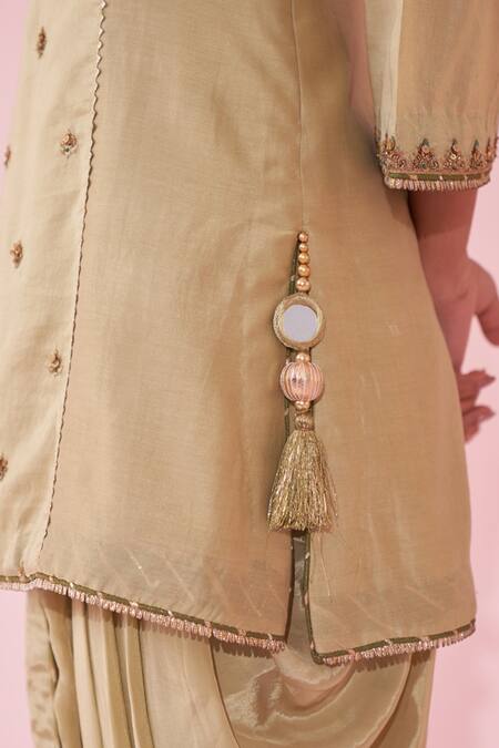 Studio Bagechaa_Green Chanderi, Crepe Tassels Round Neck Embroidered Kurta Set With Tulip Pants _at_Aza_Fashions
