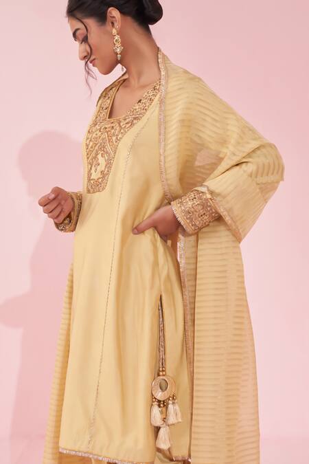 Buy_Studio Bagechaa_Yellow Kota Doria, Organza Zari, Embroidery Round Neck Gulnar Kurta Set _Online_at_Aza_Fashions