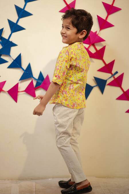 Tiny Colour_Yellow Cotton Floral Block Printed Kids Shirt _Online_at_Aza_Fashions