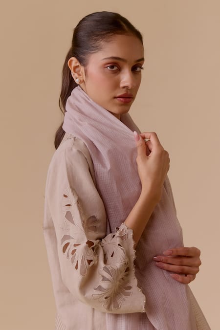 Buy_Bunka_Beige Cotton, Kota Doria Cut Work V-neck Floral Kurta Set 