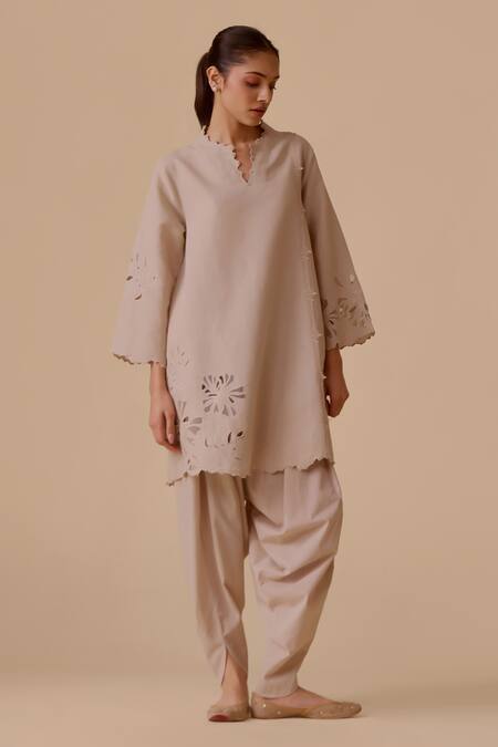 Bunka_Beige Cotton Cut Work Split V-neck Resham Choga Kurta Set _Online_at_Aza_Fashions