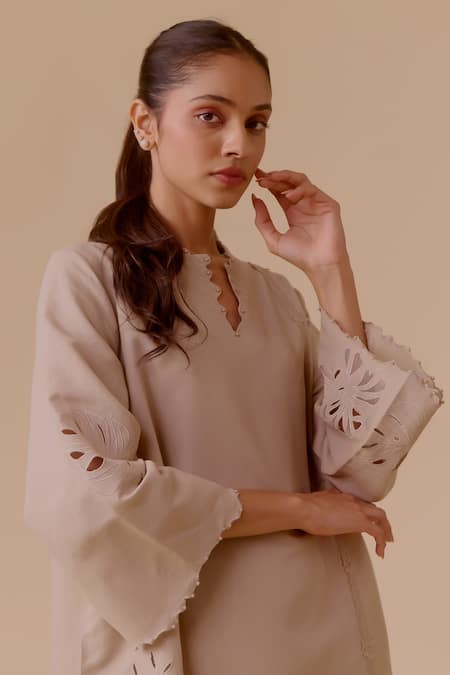 Buy_Bunka_Beige Cotton Cut Work Split V-neck Resham Choga Kurta Set 